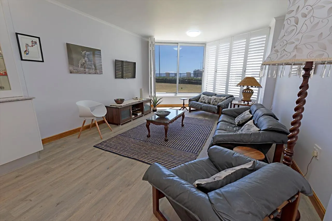 Ocean-Song Apartment Strand 0*,  South Africa